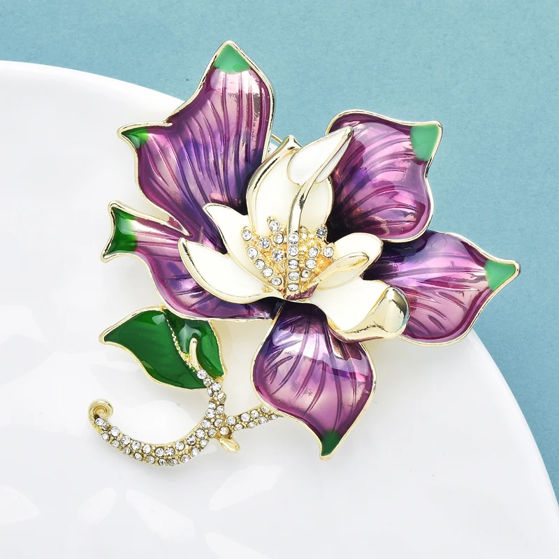 Wuli & baby كبير المينا زهرة اللوتس دبابيس للنساء للجنسين النباتات الساحرة السببية بروش دبابيس الهدايا