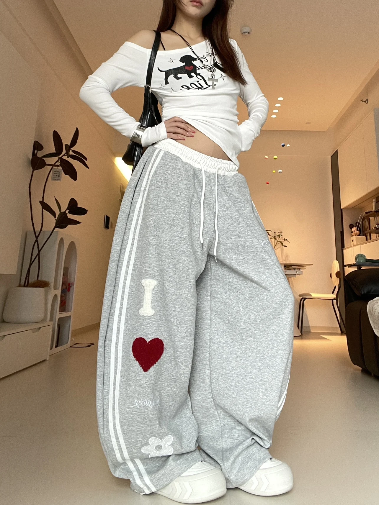 

Retro American Street Grey Towel Embroidery Loose Sports Casual Hiphop Jazz Dance Pants Trendy Straight Leg Long Trousers