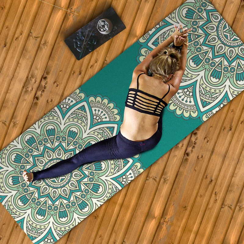 Foldable Portable Suede Yoga Towel Non-Slip Sweat Absorbent Yoga Mat for Dance Skipping Gym Workout Home Exercise Floor Pad 1mm