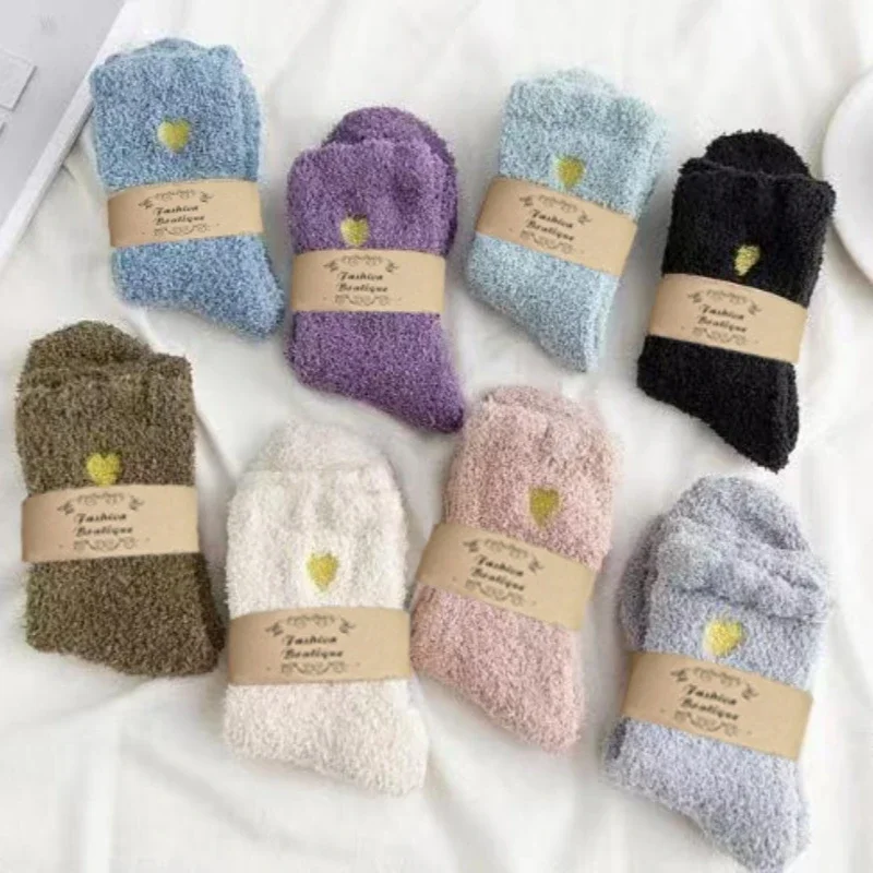 

8 pairs Autumn winter new casual coral velvet mid-tube women's socks thick floor socks Fashionable women's embroidered socks