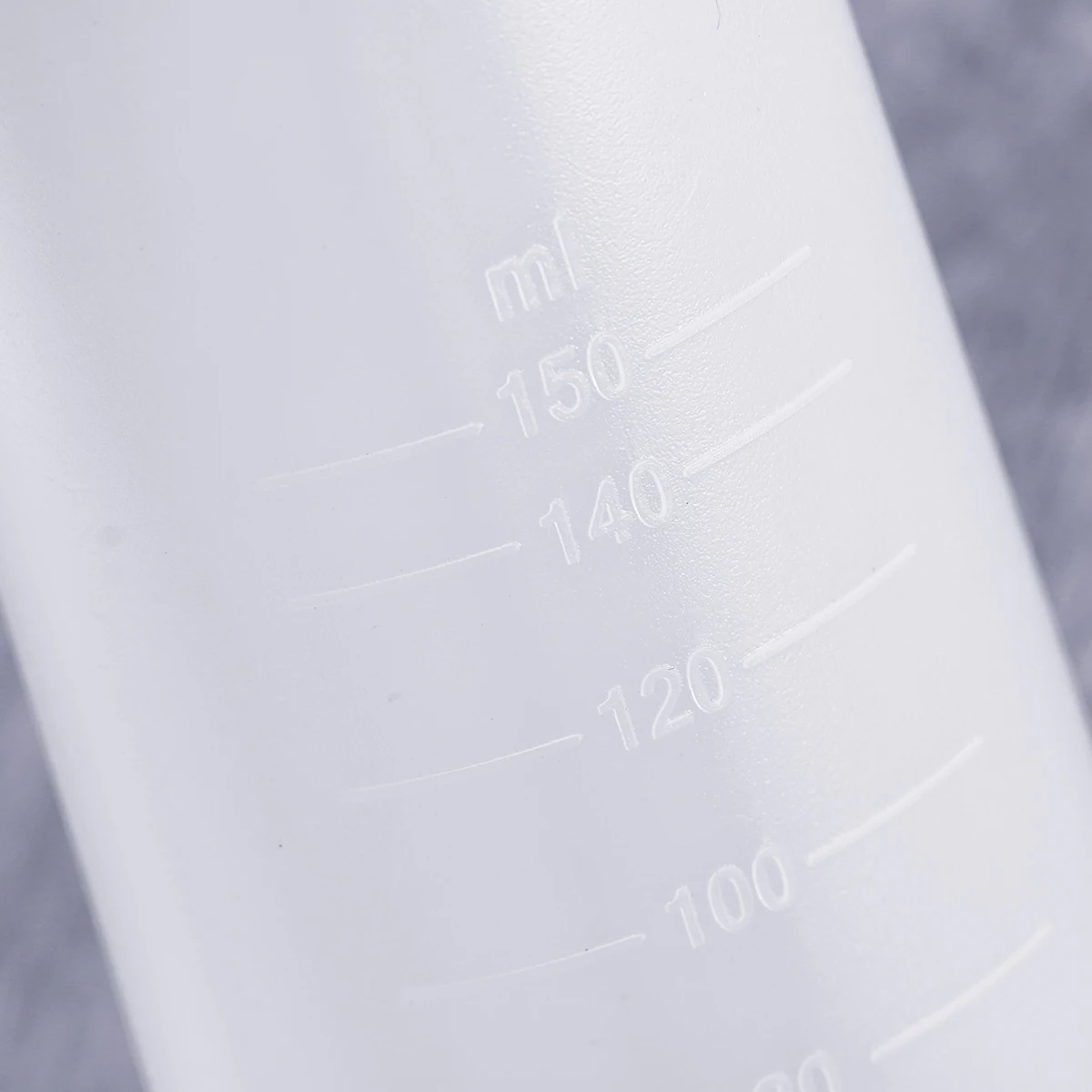 2 قطعة وعاء التنظيف الجاف سعة كبيرة غرامة مقياس المضادة للانزلاق زجاجة بلاستيكية لصالون الشعر المنزل خلط الكيميائية إعادة الملء #1