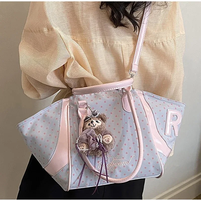Wing Style Polka Dot Hobo Tote Bag mit Taschenanhänger, koreanische Umhängetasche mit großem Fassungsvermögen für Damen, süße Handtasche für den Arbeitsweg – Detail 16