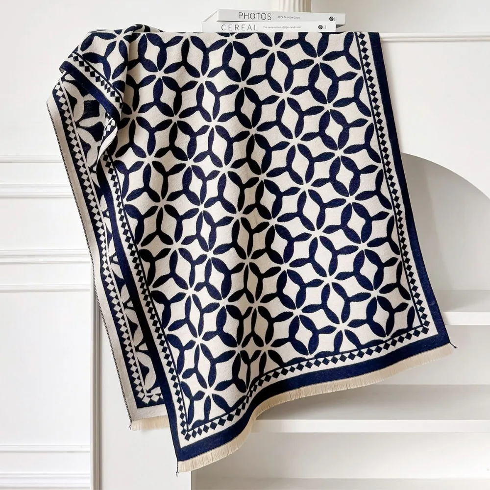

Elegant Elegant Cashmere Poncho Warm Coldproof Jacquard Design Scarf Windproof Winter Blanket Winter Season