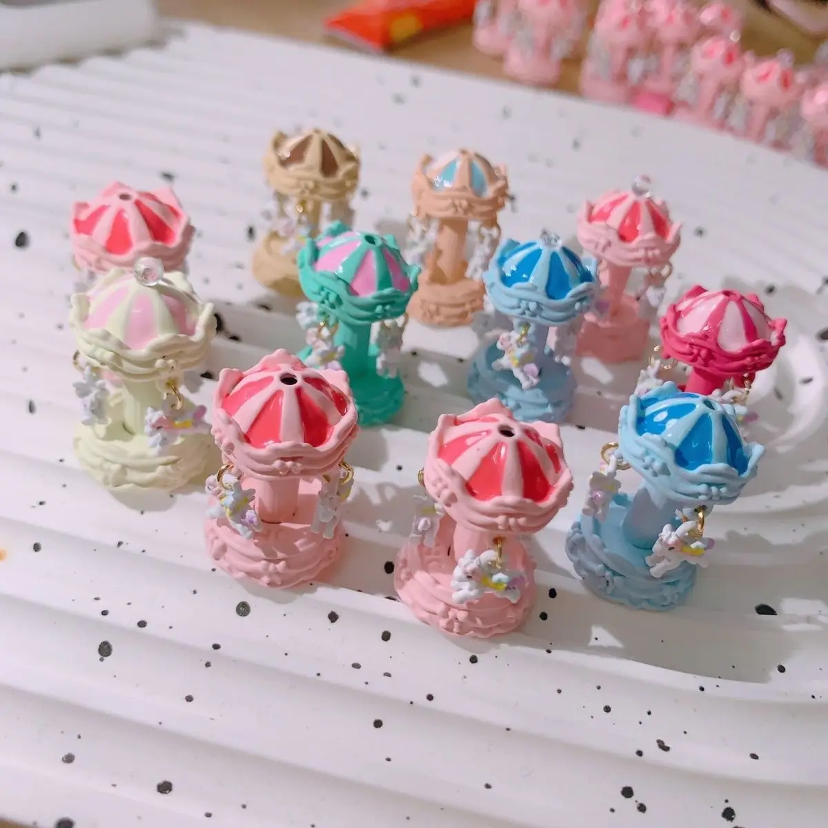 Handmade Pink Carousel Esc Keycaps Girl Gift exquisite cute Key Caps for Cross Axis Switch Game Mechanical Keyboard Decoration