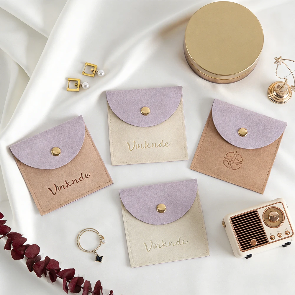 

Custom Microfiber Jewelry Bag 6x6cm Wedding Favors For Guests Candy Goodie Bags Rings Earrings Bracelet Packaging Snap Pouches