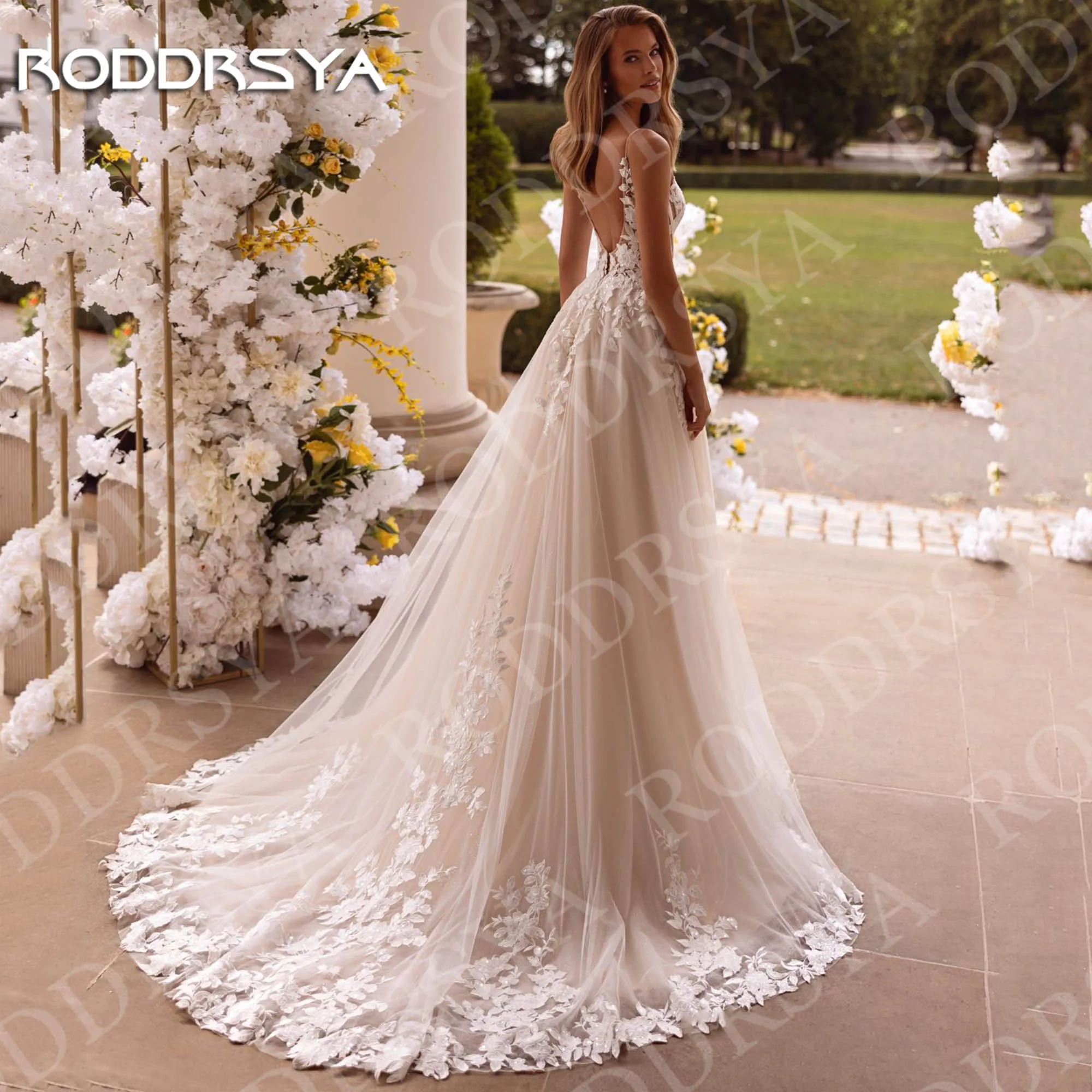 RODDRSYA Elegant V Neck Wedding Dresses Princess A Line Shine Tulle Spaghetti Strap Lace Bridal Dress Customized vestido novia