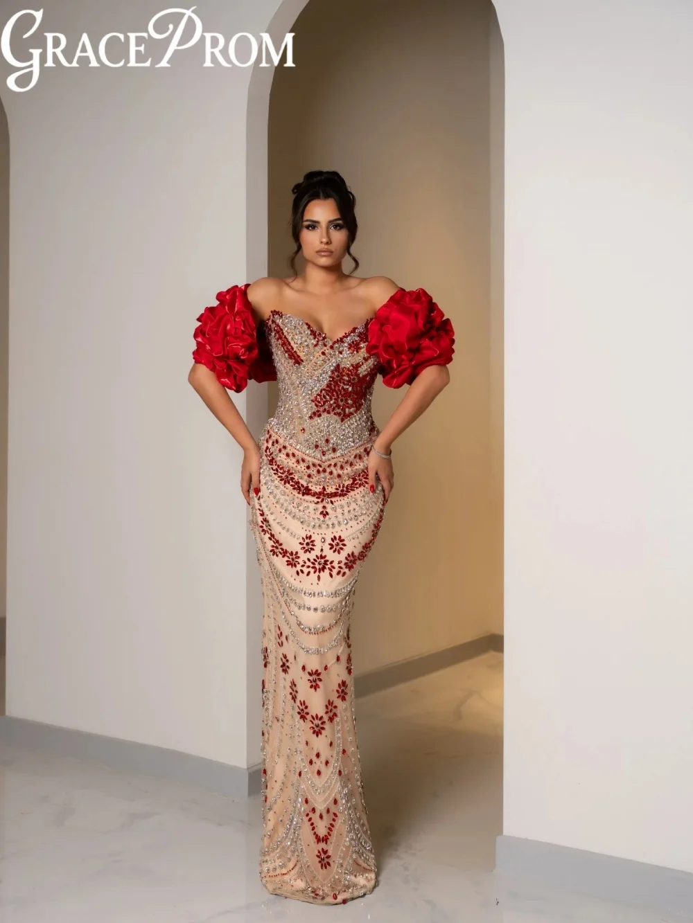 

Captivating Luxury Crystal Evening Dress Floor-length Elegant Straight Wedding Party Gown Customized Sparkling Banquet Gowns