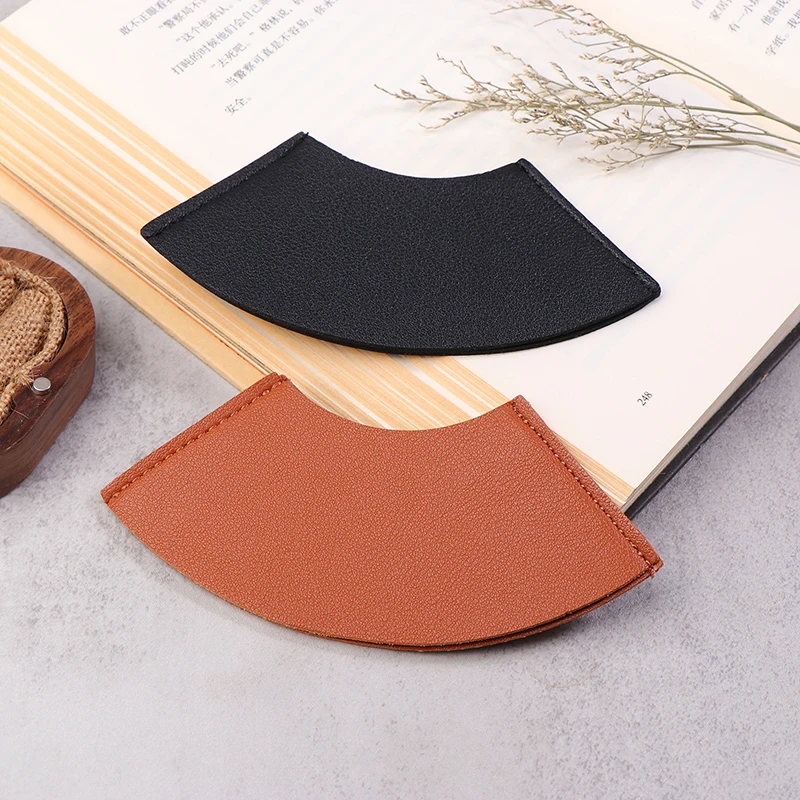 1PC Fan Shaped Bookmark Leather Mini Portable Gift Bookmark Book Clip Book Corner Protector School Supplies PU Book Marks