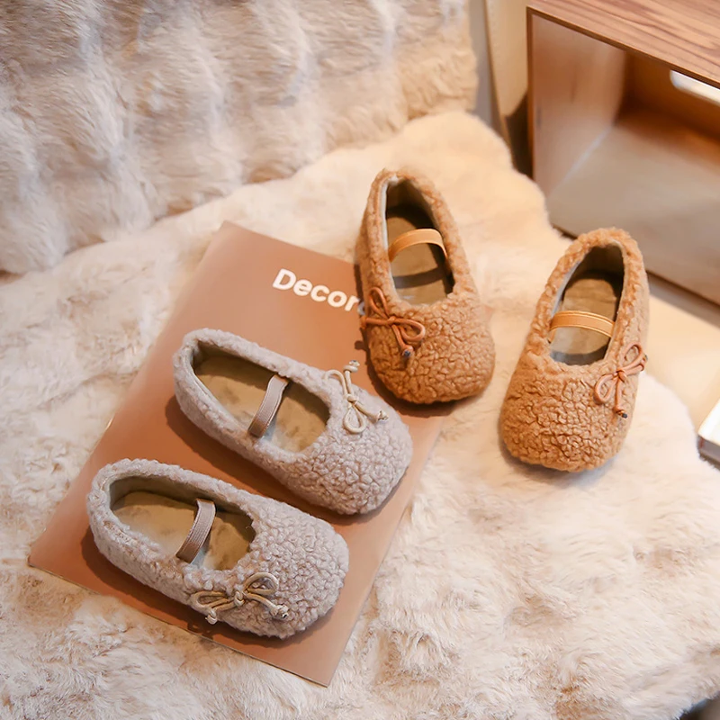 Warm Lambwool Shoes For Little Girls Furry Ballet Flats Baby Kids Winter Soft Plush Mary Janes With Bowknot & Elastic Band
