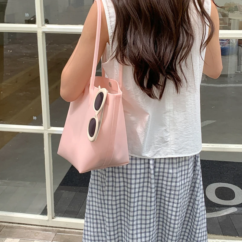 Transparente PVC-Eimertasche, wasserdichte Damen-Tragetasche mit Innentasche, bunte Dopamin-Handtasche für den Arbeitsweg mit großem Fassungsvermögen – Detail 11
