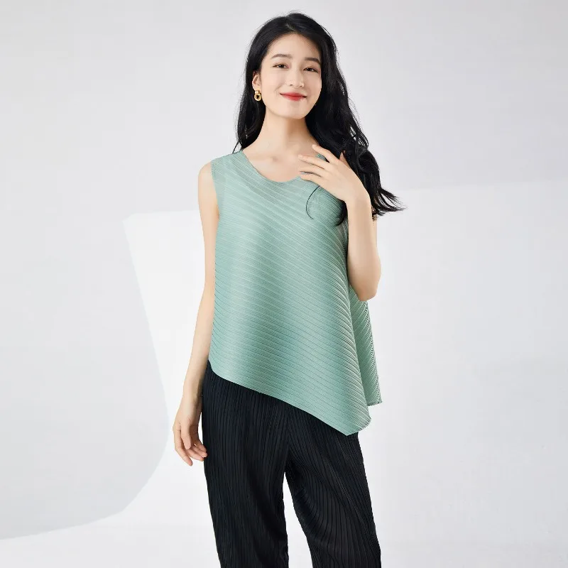 

Miyake Folded Classic Sleeveless T-shirt, Hot Summer Sale for Women, Loose Irregular Short Top