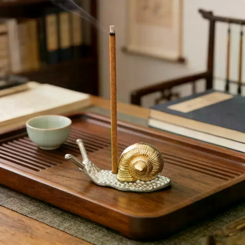 Lovely Mini Snail Incense Holder Metal Sandalwood Line Stick Incense Burners Small Desk Home Decor Ornaments