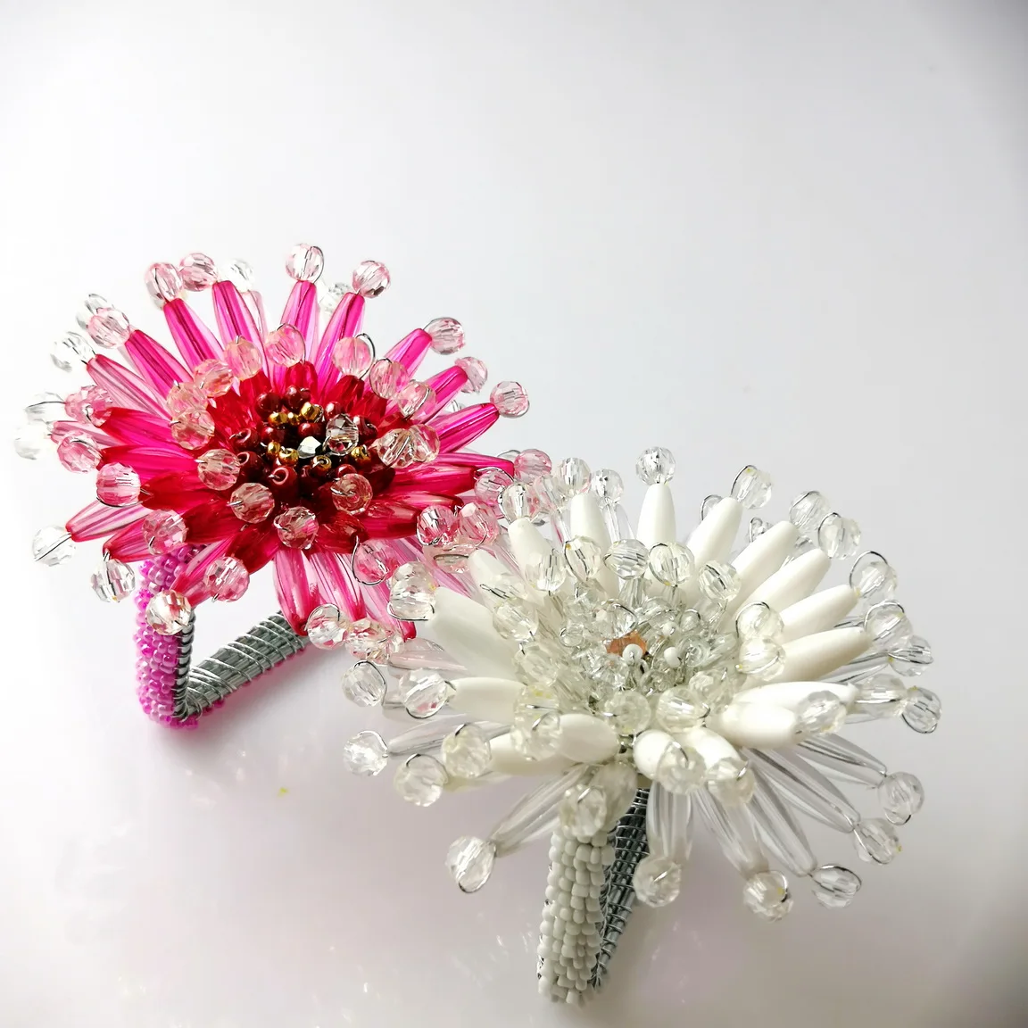 

Free Shipping Crystal Flower Napkin Ring Wedding Wholesale 4 PCS Many Color