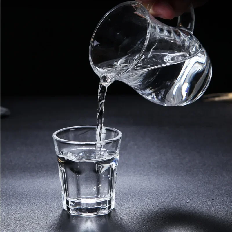 6pcs+1pcs Glass Wine Cup Set Household Foreignwine One Mouth Wine Dispenser Gift Wine Set Spirits Cup Shot Transparent Glass Cup