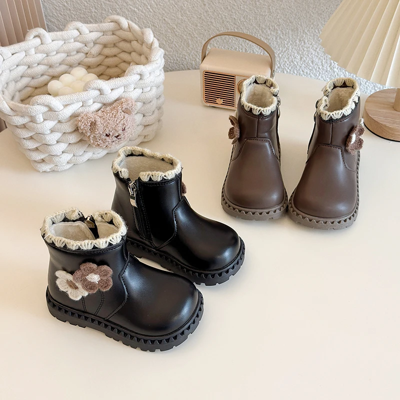 شتاء جديد بنات موضة حذاء من الجلد زهرة حلوة الأميرة السببية للأطفال القطن الأحذية حفل زفاف أطفال أحذية قصيرة أفخم