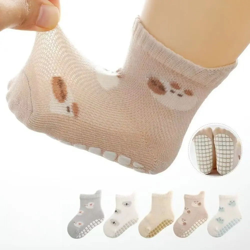 4 Pairs New Soft Cotton Floor Socks Breathable Non-Slip Sole Floor Stocking Cartoon Animal Pattern Newborn Socks Gift Giving