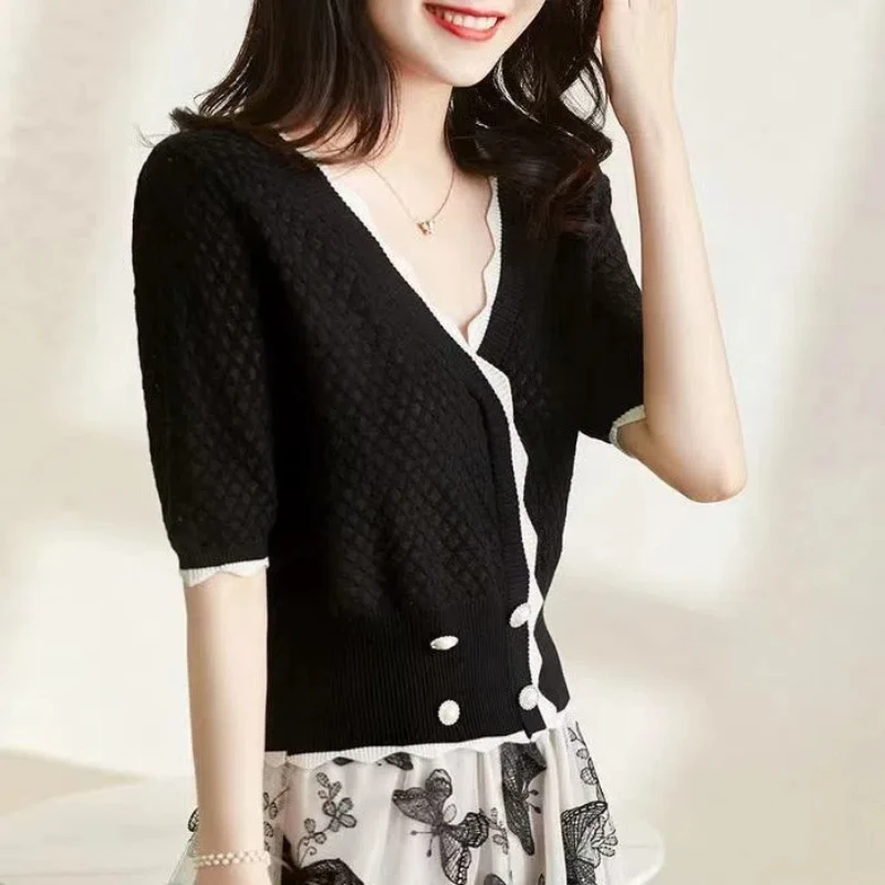 Fashion Summer T-Shirts Women Solid Ice Silk V-Neck Button Screw Thread Ruffles Temperamen Short Sleeve Pullovers Knitted Tops