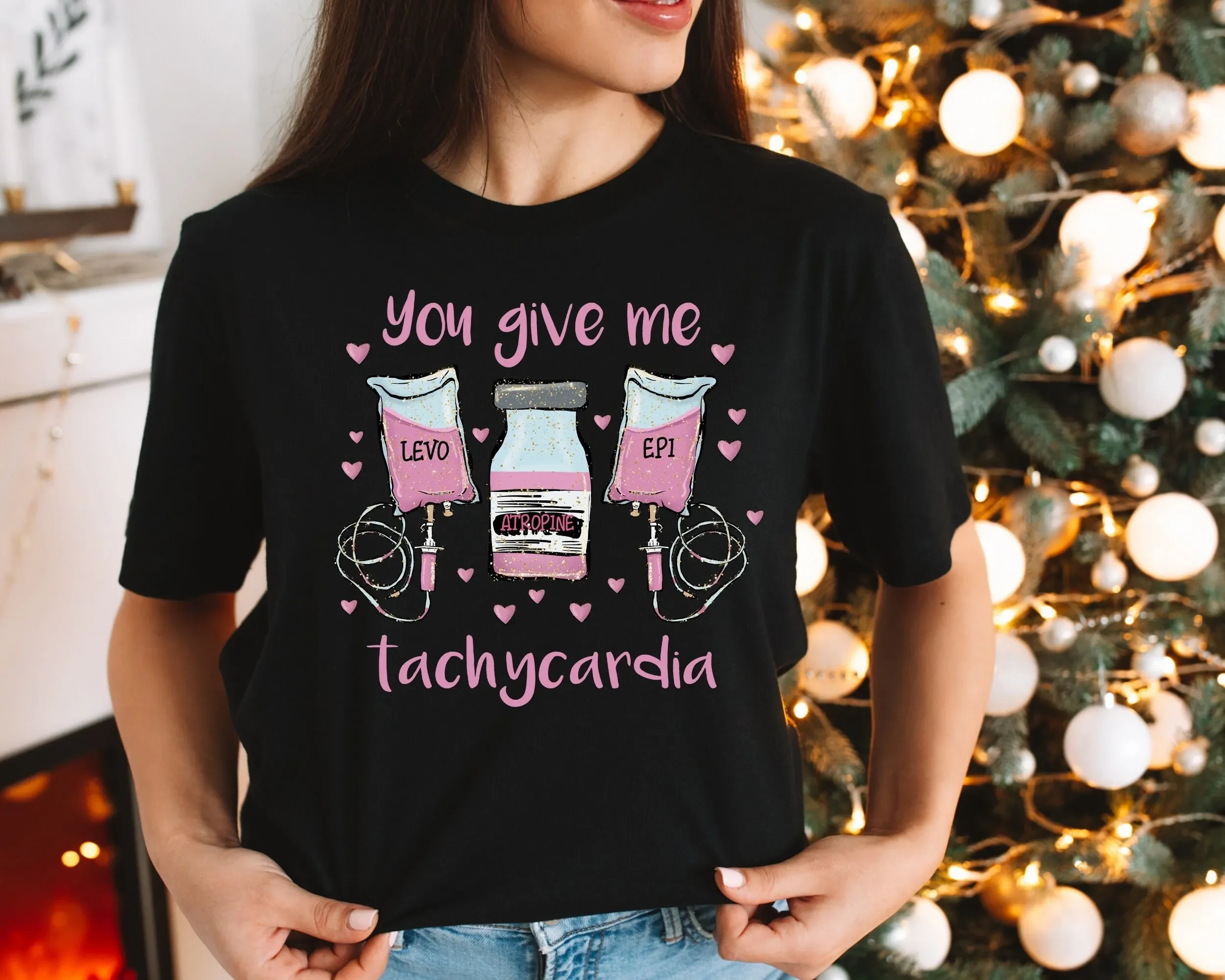 T-shirt Saint-Valentin pour infirmière, pharmacien, soins critiques, technicien en pharmacie - Tu me donnes un tachycardie