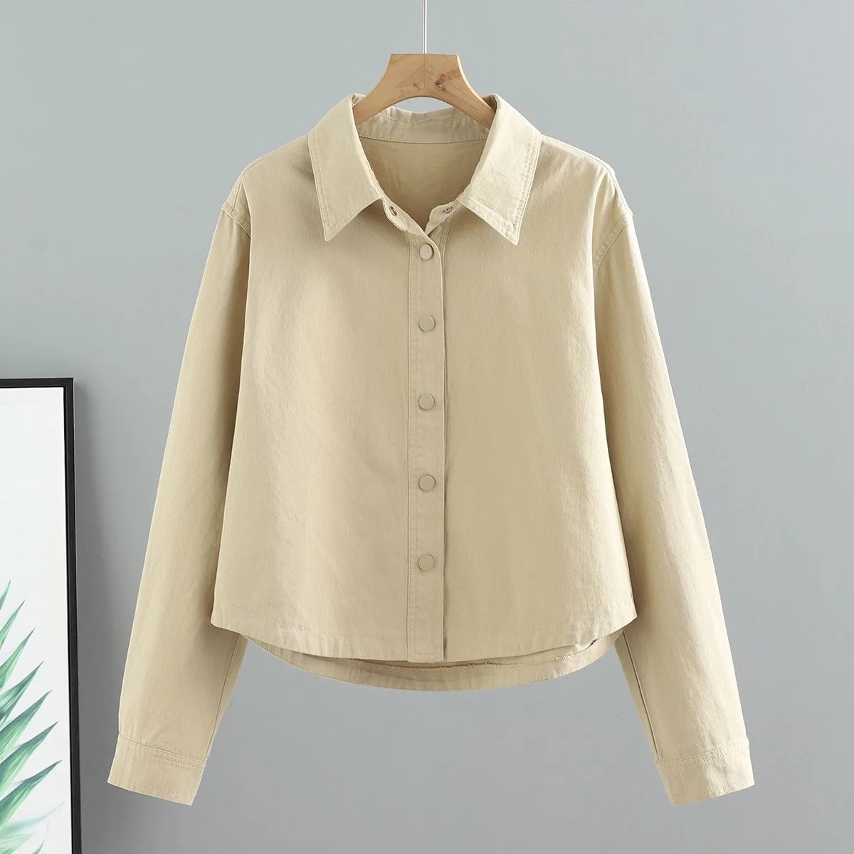 Women's Cropped Button-Up Shirt Jacket, Long Sleeve Turn-Up Cuffs, Casual Twill Fabric, Versatile Layer Piece for Spring & Fall