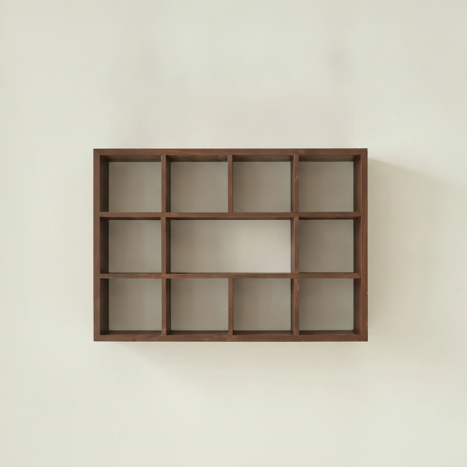 Wall Shelf with Open Compartments Space-Saving Wall-Mounted Display Shelf Robust Natural for Living Room, Bedroom