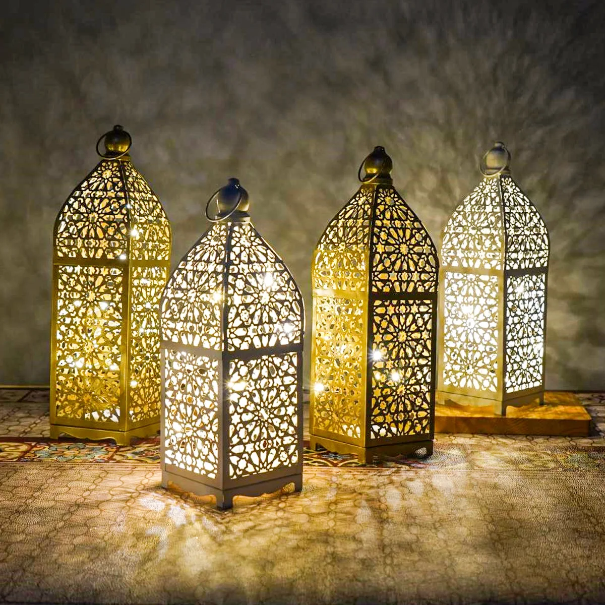 1PC Metal Vintage Decorative Light Morocco LED Hollow Wind Lamp Home Tabletop Atmosphere Lantern Crafts Festival Decoration