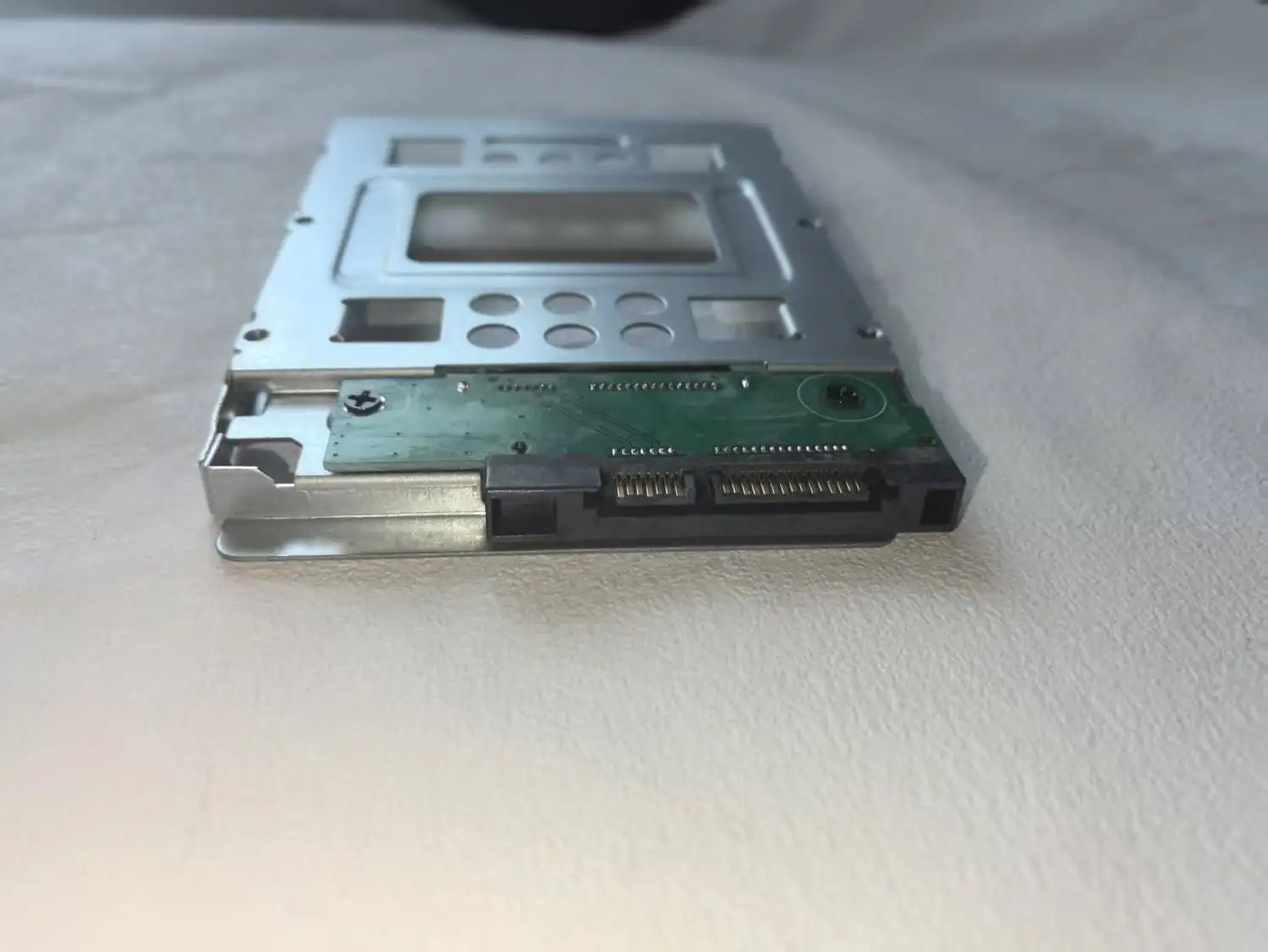 654540-001 2.Inch SAS/SATA/SSD to 3.5Inch Drive Adapter Converter