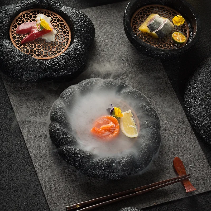 Creative Dry Ice Plate Smoked Barbecue Planet Bowl Volcanic Stone Coal Ball Plate Molecular Cuisine Plate Concept Tableware