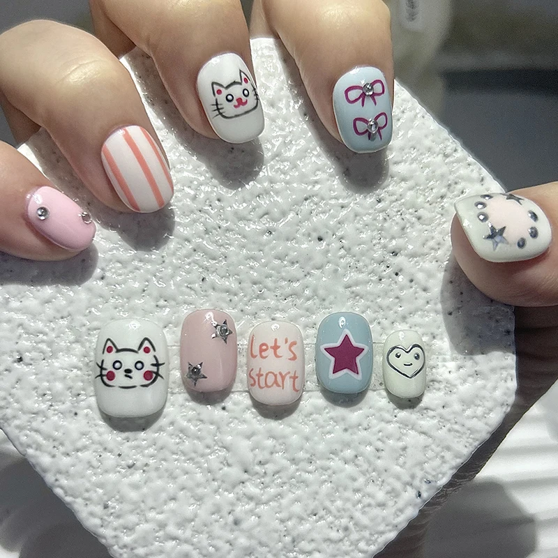 النجمي يتصادم الألوان لطيف نمط اضغط على الأظافر اليدوية الكتابة على الجدران هريرة القوس قصيرة الأظافر وهمية بقع ملصقات الأظافر #1