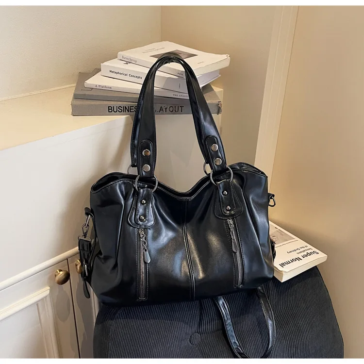 Cross Border Elegant Womens High Capacity PU Briefcase Soft Leather Fashion Shoulder Crossbody Tote Bag for Business Commute