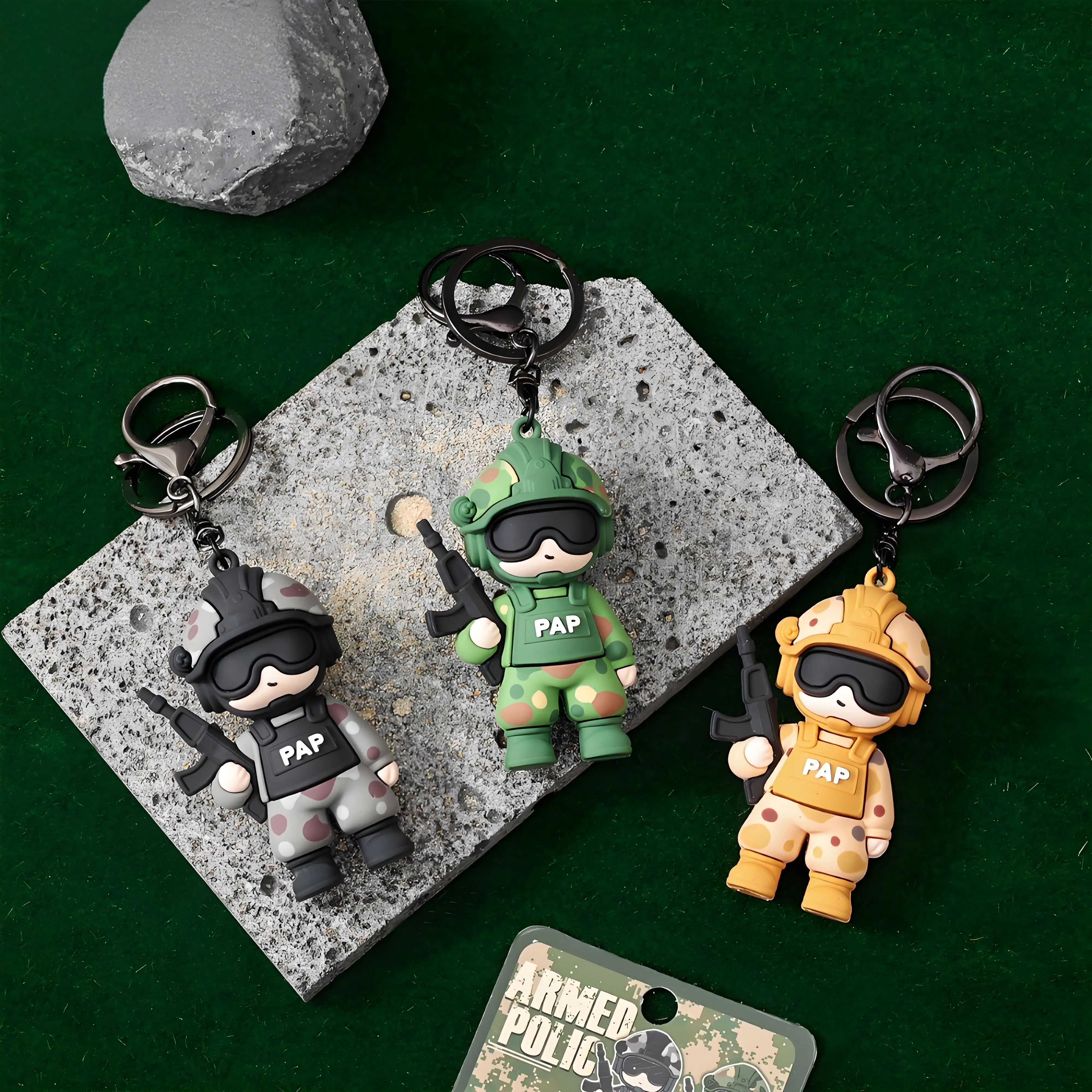 Armed Police Soldier Series Keychain Pendants, Cartoon Military Pendants, Car Key Chain Pendants
