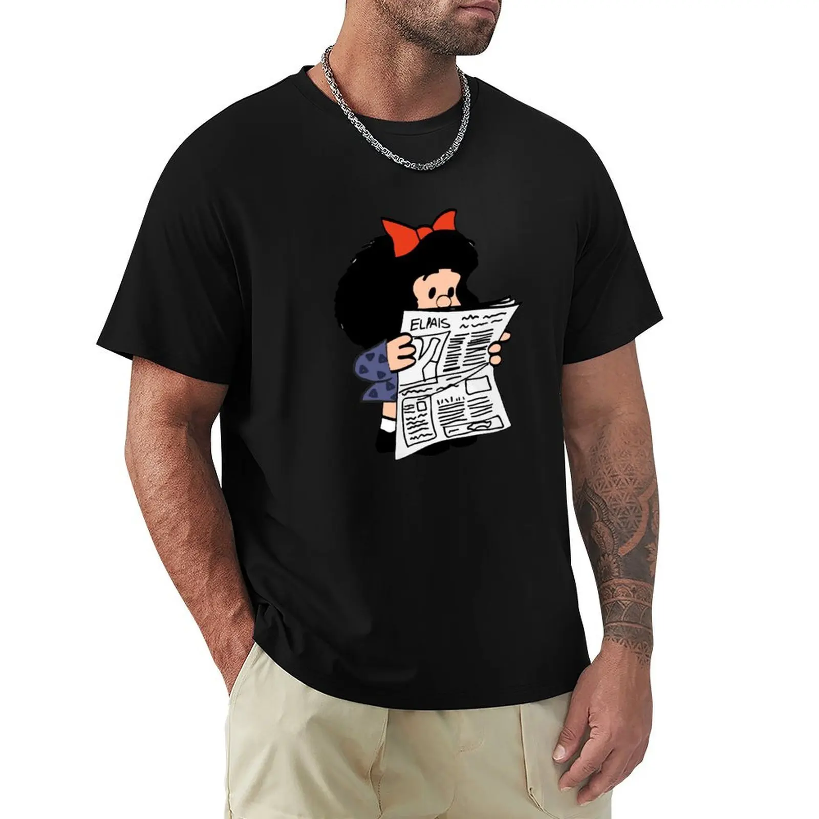 MAFALDA WITH NEWSPAPER T-Shirt anime oversized t shirt men t shirts