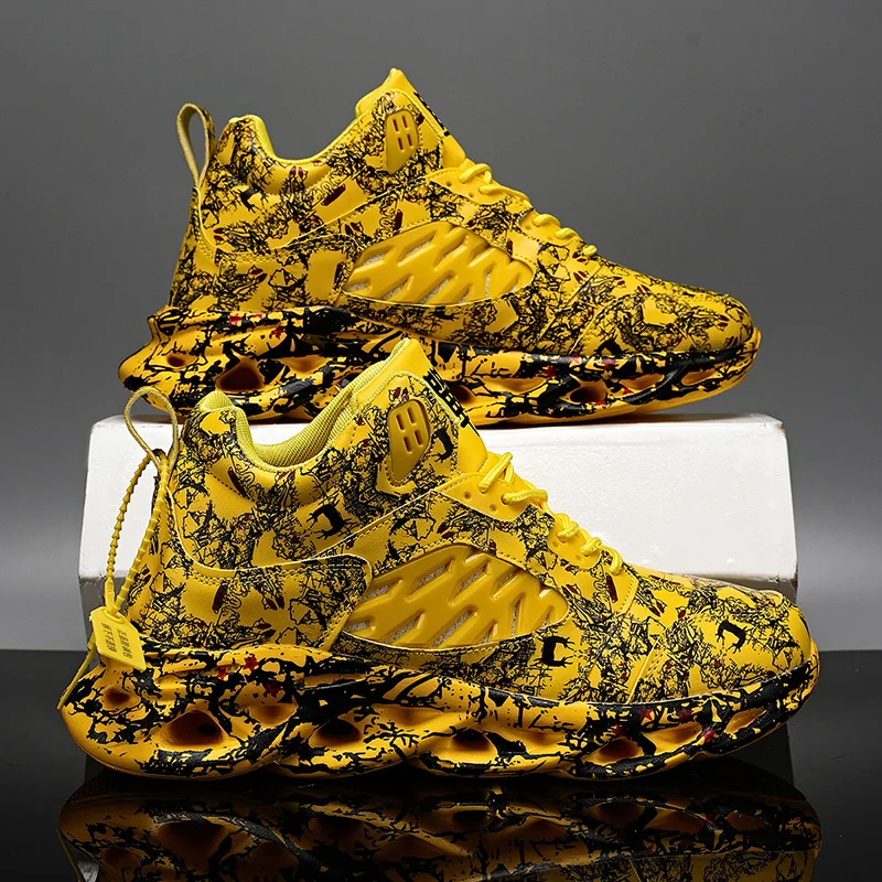 

Men's casual four seasons outdoor sneakers light breathable soft-sole speed runing shoes fashion students racing sports shoes