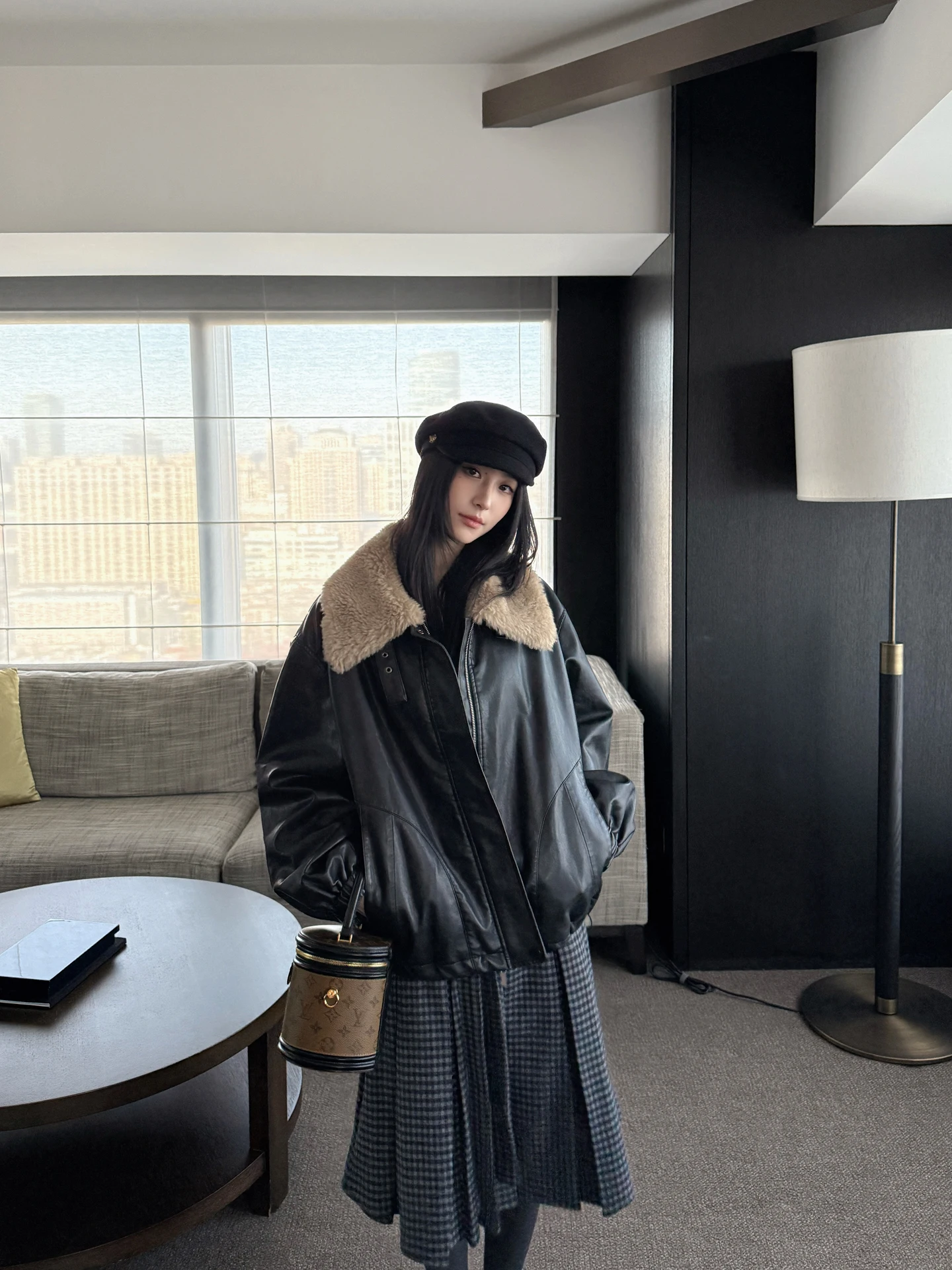 SMBL RAIN Women's Winter Parka Coat Windproof Thiened PU Leather Fur Collar Loose Fit Long Sve Zipper Closure Casual Out...