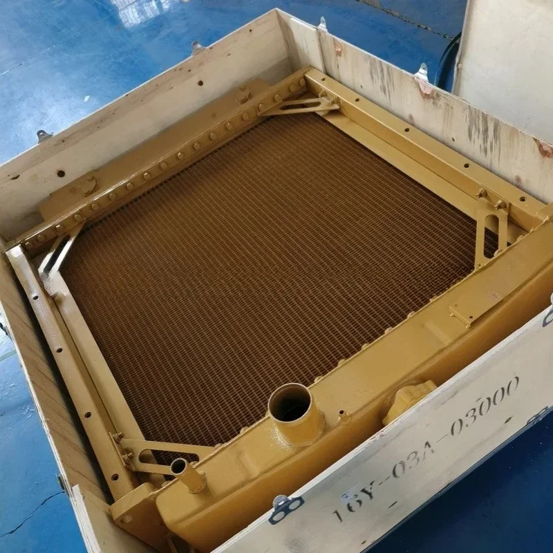 Applicable to:144-03-0035 0 Water Tank Suitable for Komatsu D60 D70 Bulldozer Parts Construction Machinery Parts