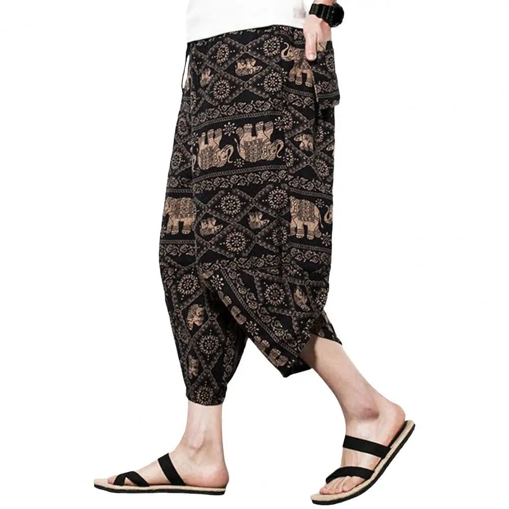 Men Printed Cropped Pants with Elastic Waist Deep Crotch Thin Pockets Mid-calf Trousers