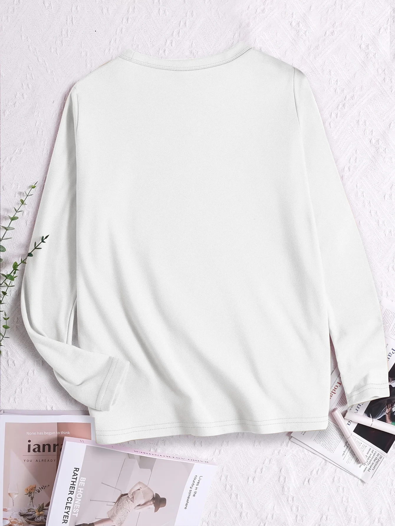 無地 レディース 長袖 春/秋 ファッション Tシャツ レギュラー丈 快適な生地 ゆったりフィット ラウンドネック カジュアルトップ