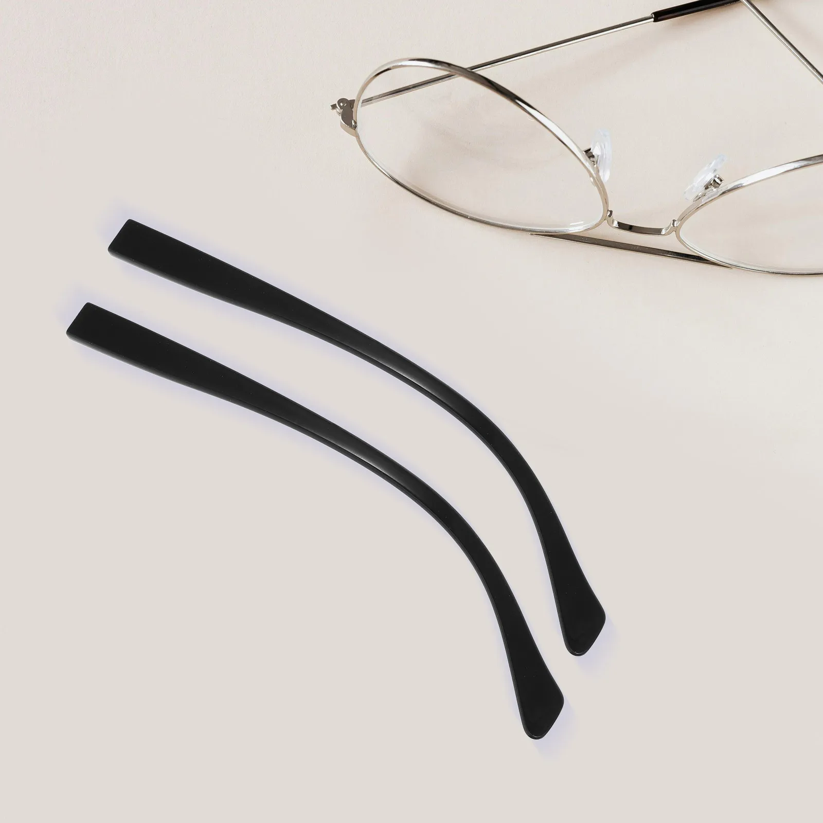 

1 Pair Versatile Eyeglasses Arm Replacement Non-Slip TR90 Lightweight Universal Temple Legs