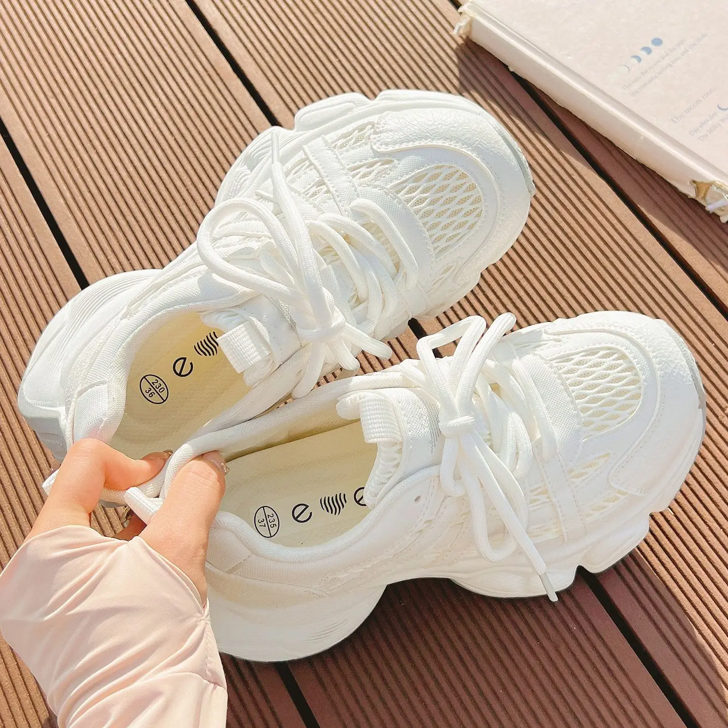 

Summer Hot Sale Women's Chunky Platform Mesh Dad Sneakers Breathable White Casual Shoes