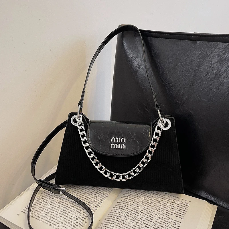 

Chic Minimalist Crossbody Bag - High-End Leather Shopper With Retro Parisian Flair & Convenient Commuter Features
