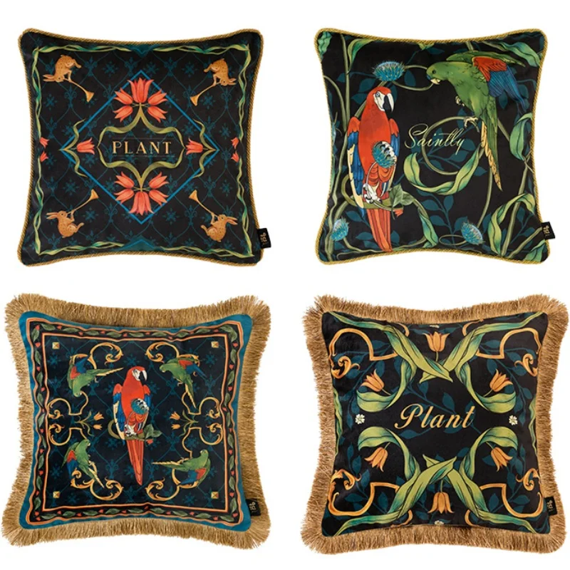 Retro Jungle Parrot Pillows Dark Green Velvet Cushion Case Luxury European Decorative Pillow Cover For Sofa Chair Home Decorate