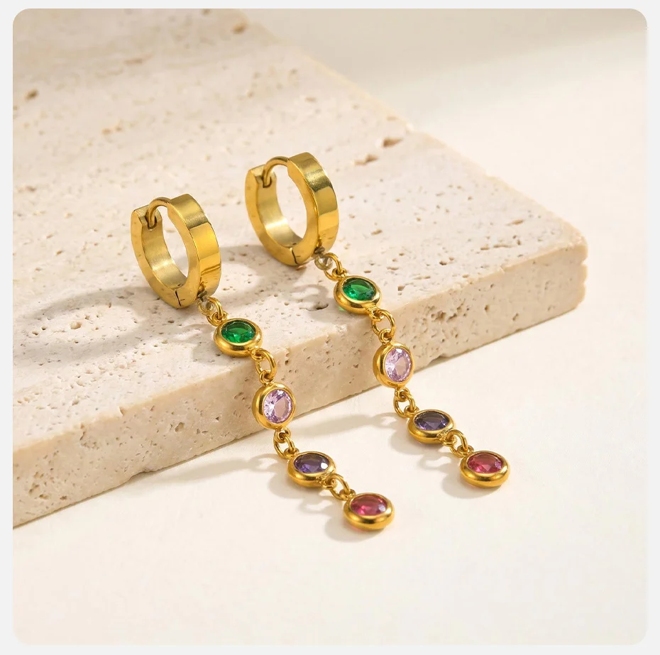 Vnox Minimalistisches, vergoldetes, mehrfarbiges Zirkonia-Schmuckset mit Halskette, Ohrringen und Armband für Damen, trendiger, farbenfroher Kristallschmuck – Detail 10