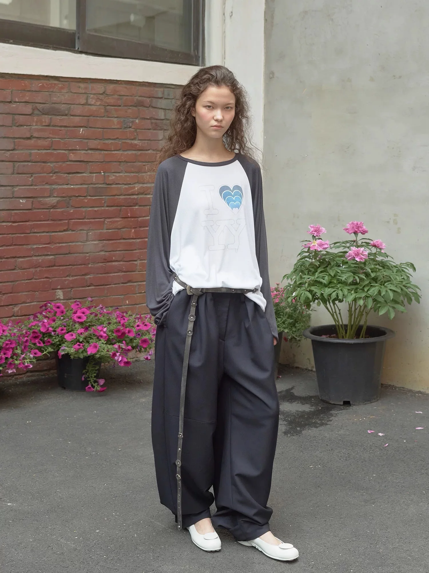 

Loose Long Sleeve Heart Print T-Shirt Women's Casual Style round Neck Sweat Absorbent Fabric Color Block Shoulder Print Top