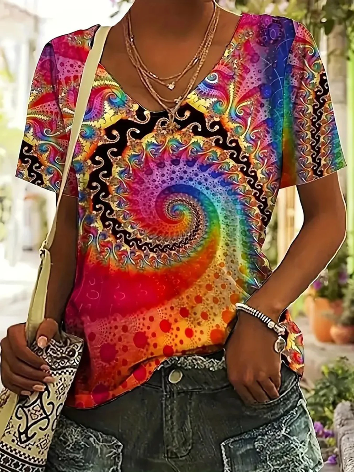 

Women's V Neck T-shirt Colorful Abstract Print Loose Tees Casual Short Sleeve Top for Summer 2025 Trendy Woman Clothing