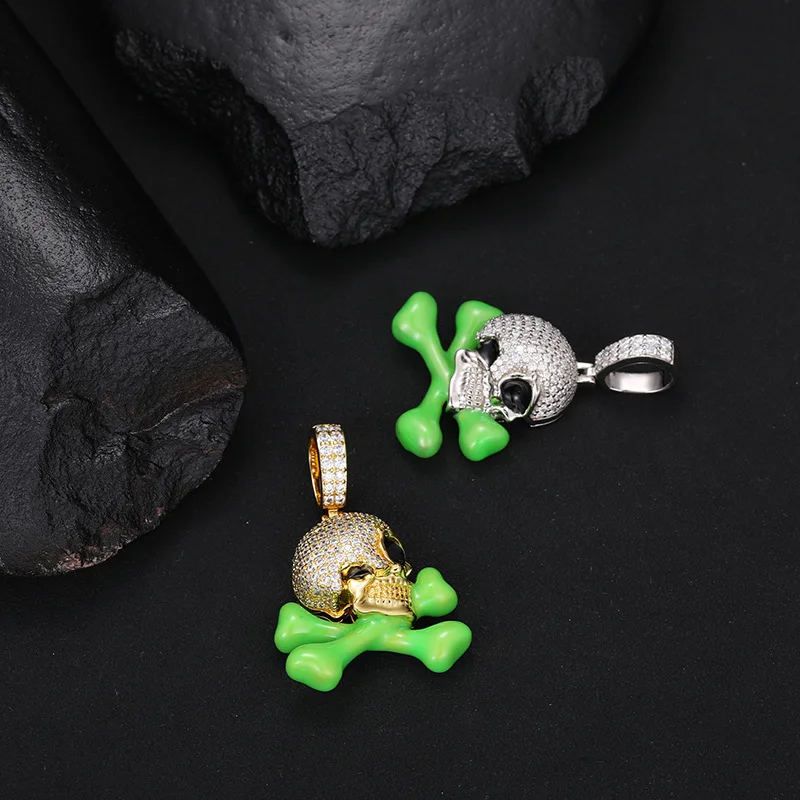

Hip Hop 5A+ CZ Stone Paved Bling Iced Out Cool Luminous Pirate Skull Pendants Necklace for Men Rapper Jewelry Drop Shipping Gift