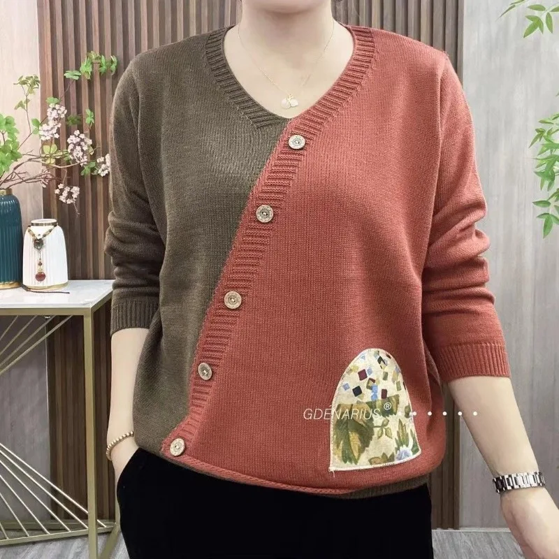 Women's Autumn and Winter New Fashion V-neck Pullover Button Contrast Panel Versatile Long Sleeve Loose Sweater Knitted Tops