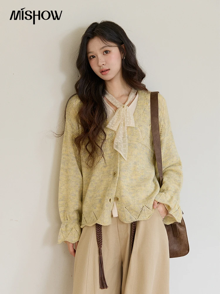 

MISHOW Women's Marled Yellow Mohair Knit Cardigan 2026 Spring V-Neck Flare Sleeve Cardigans Casual Loose Sweater MXF108Z1021