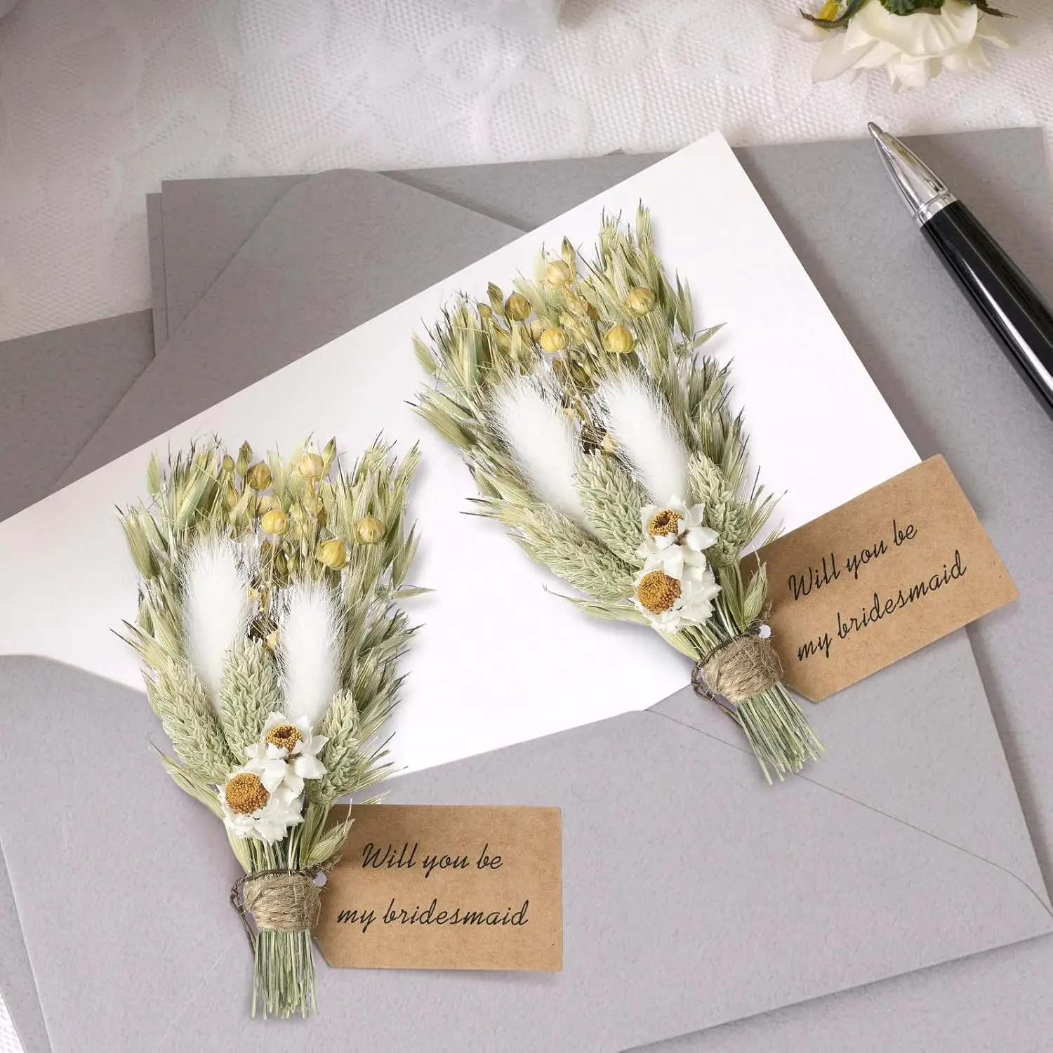 

6Pcs Dried Flower Boutonniere for Men Wedding Boho Fall Groom Boutonnieres Beige Rustic Bunny Tail Boutonniere Flore Decor