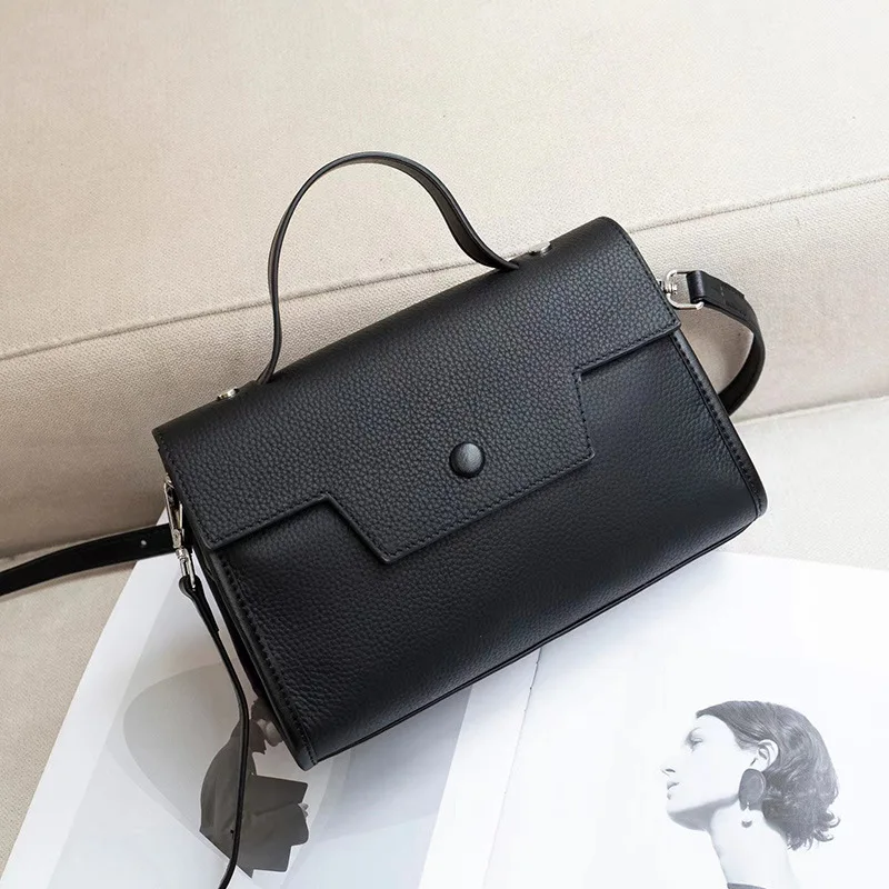 Minimalist Female Soft Genuine Leather Messenger Bags Women Solid Color Square Handbag Fashion Lady Shoulder Bag Flap Pocket New