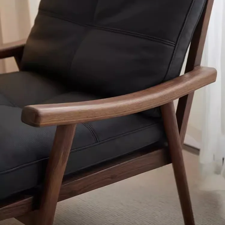 Solid wood lounge chair Modern surprise single sofa chair