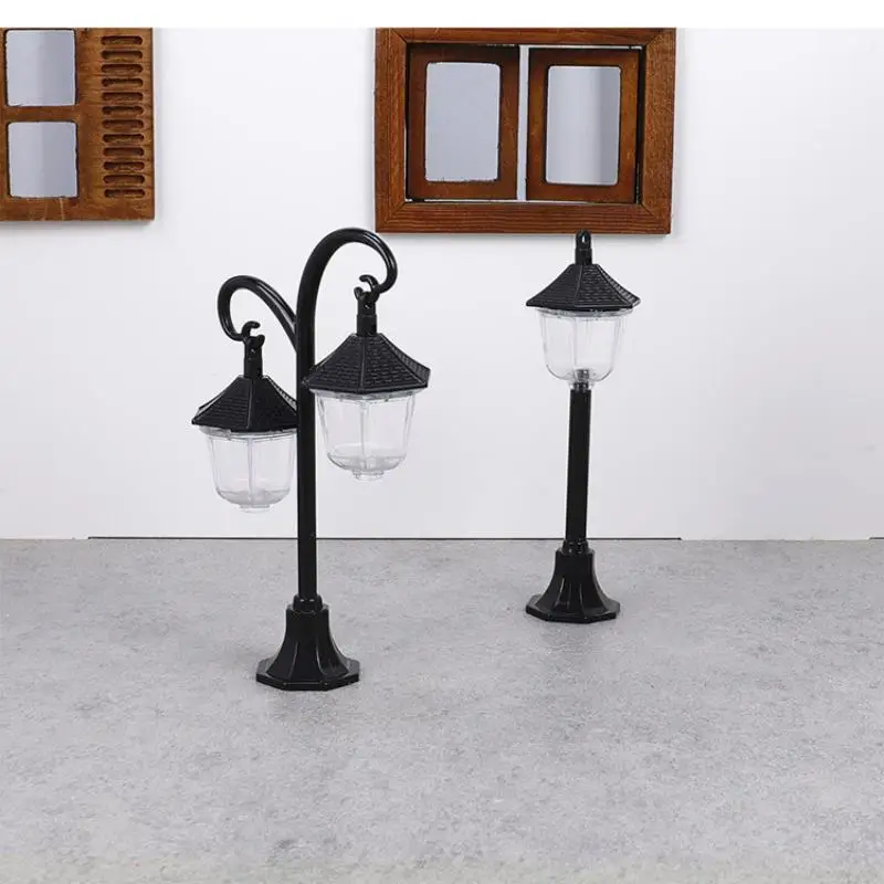 Miniatuur straatverlichting op schaal 1/12 voor poppenhuislandschapsarchitectuur en fantasiespeelsets